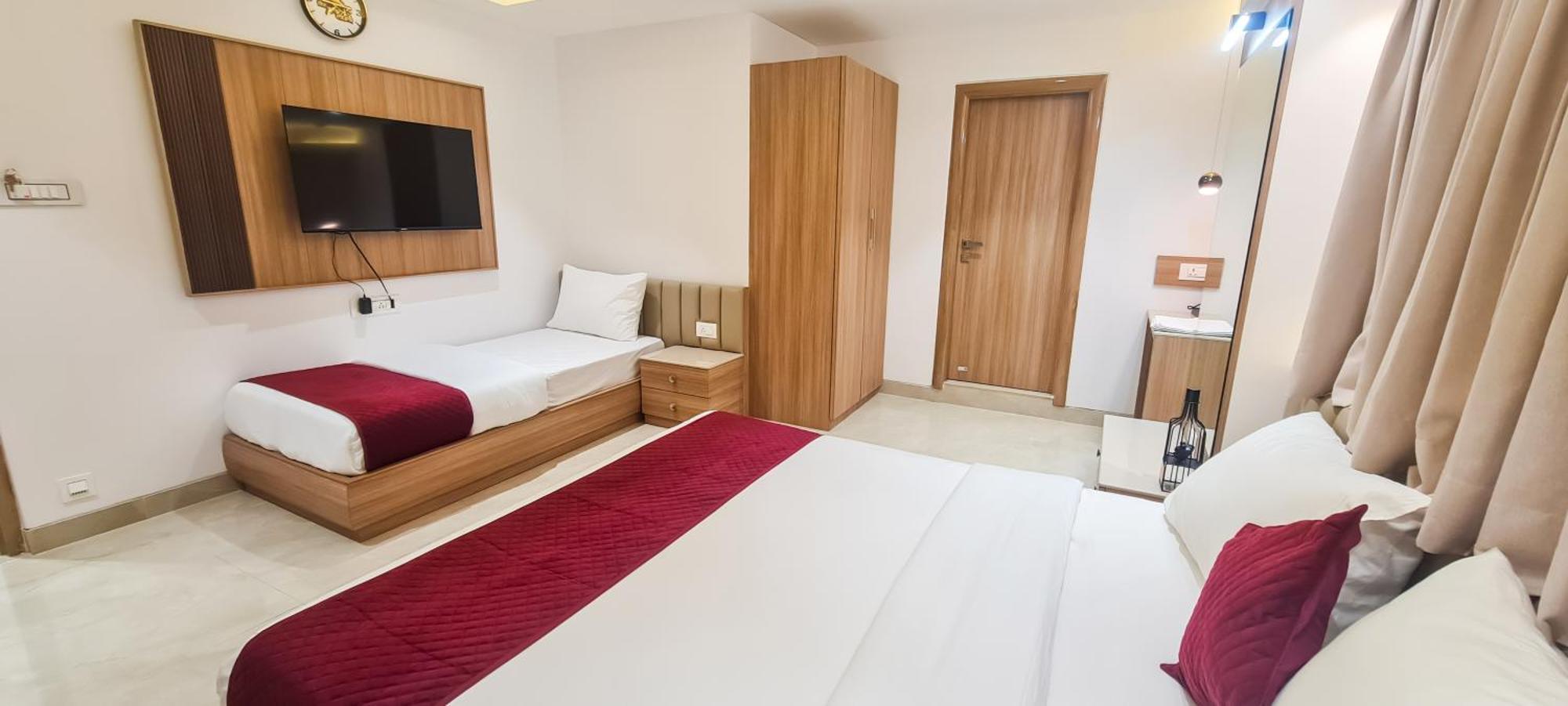 Hotel The Grand Murli Сурат Екстер'єр фото