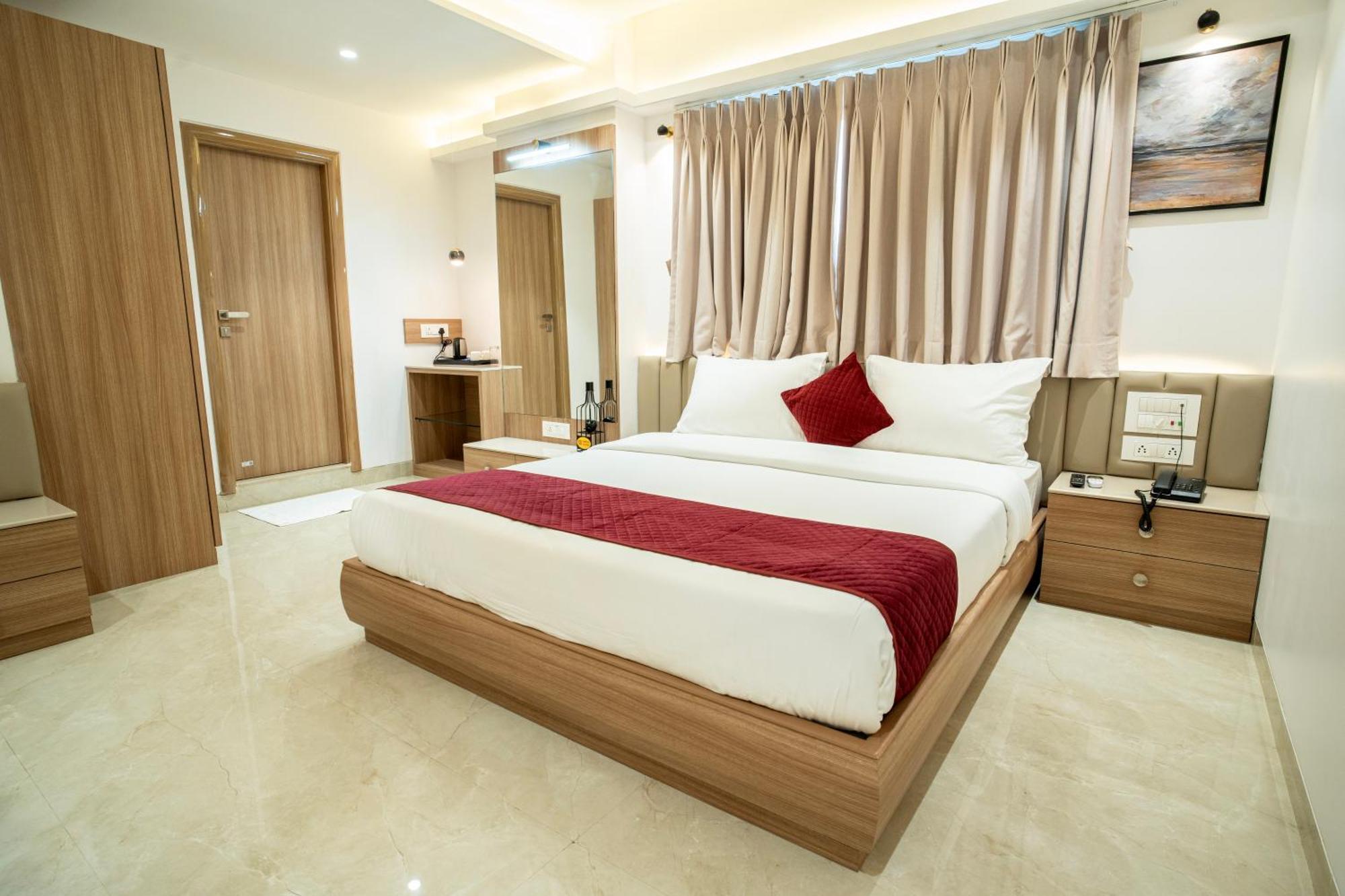 Hotel The Grand Murli Сурат Екстер'єр фото